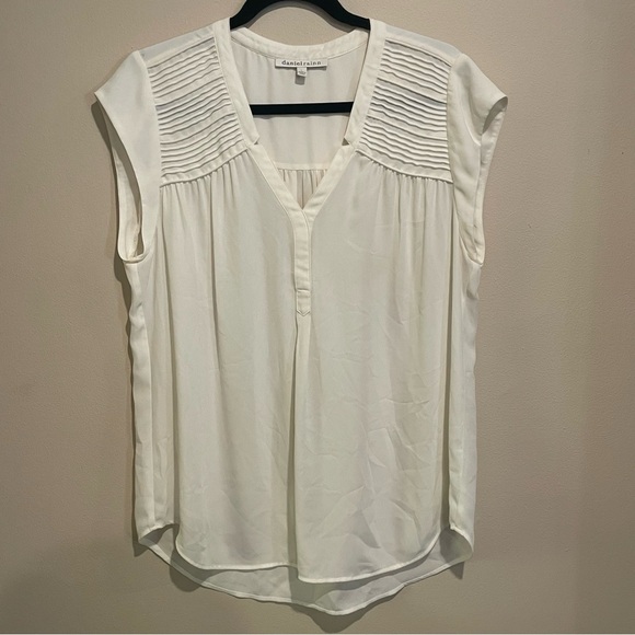 Daniel Rainn classic short sleeve blouse, off white, size Large - Picture 7 of 8